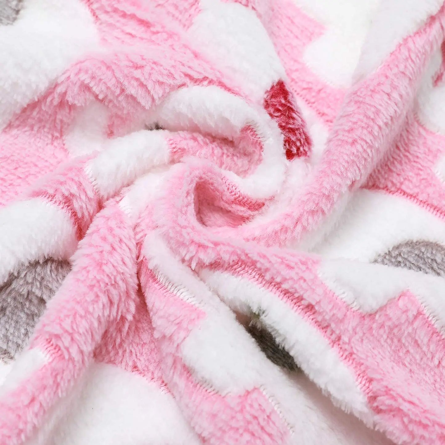 SnuggleSoft™ Elephant Baby Blanket – Plush, Warm & Stroller-Ready
